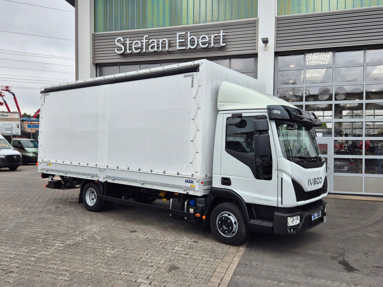 Iveco Eurocargo ML75E19/P LBW Spoiler Klima 3 Sitze - Huifzeil bedrijfswagen: afbeelding 4 Iveco Eurocargo ML75E19/P LBW Spoiler Klima 3 Sitze - Huifzeil bedrijfswagen: afbeelding 4