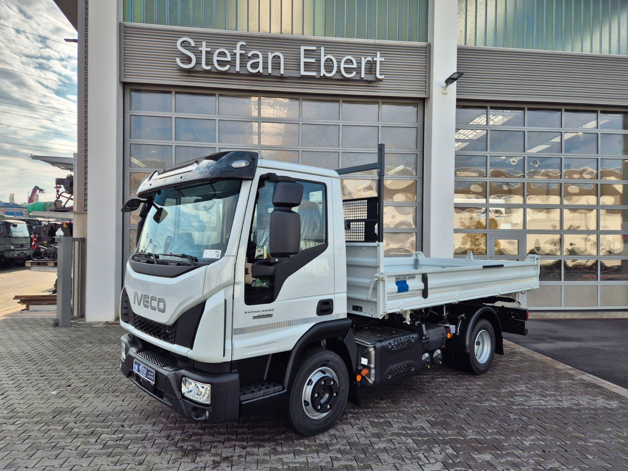 Iveco Eurocargo ML80E21 Meiller 2x AHK 3 Sitze Klima - Kipper bestelwagen: afbeelding 4 Iveco Eurocargo ML80E21 Meiller 2x AHK 3 Sitze Klima - Kipper bestelwagen: afbeelding 4
