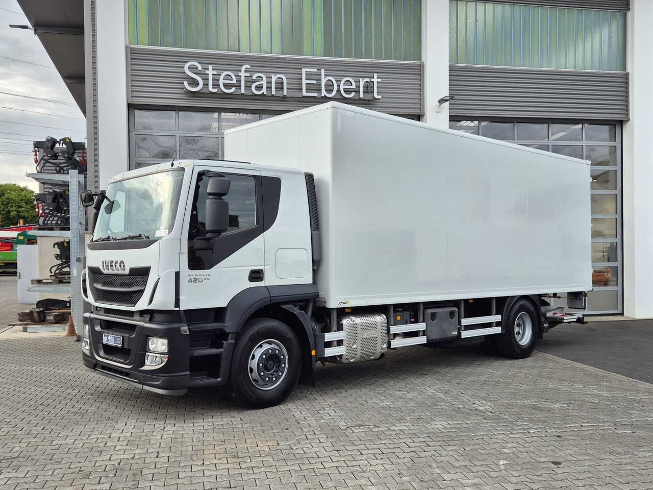 Iveco Stralis AT190S42 FP D HI-ROAD LBW faltbar EU6 - Bakwagen: afbeelding 2 Iveco Stralis AT190S42 FP D HI-ROAD LBW faltbar EU6 - Bakwagen: afbeelding 2