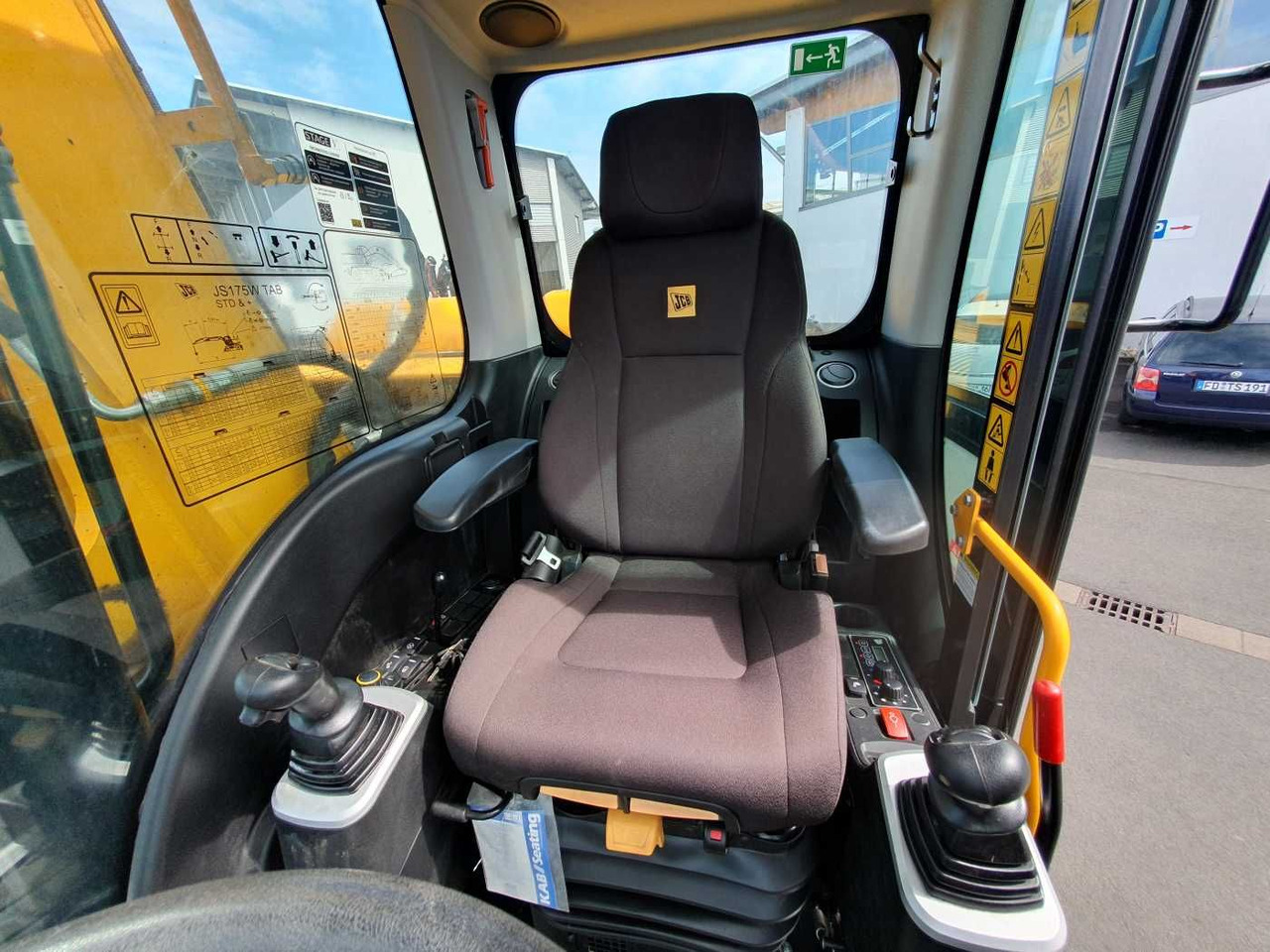 Mobiele graafmachine JCB JS 175 W / 2024 / nur 622h! / 1x Tieflöffel: afbeelding 12 Mobiele graafmachine JCB JS 175 W / 2024 / nur 622h! / 1x Tieflöffel: afbeelding 12