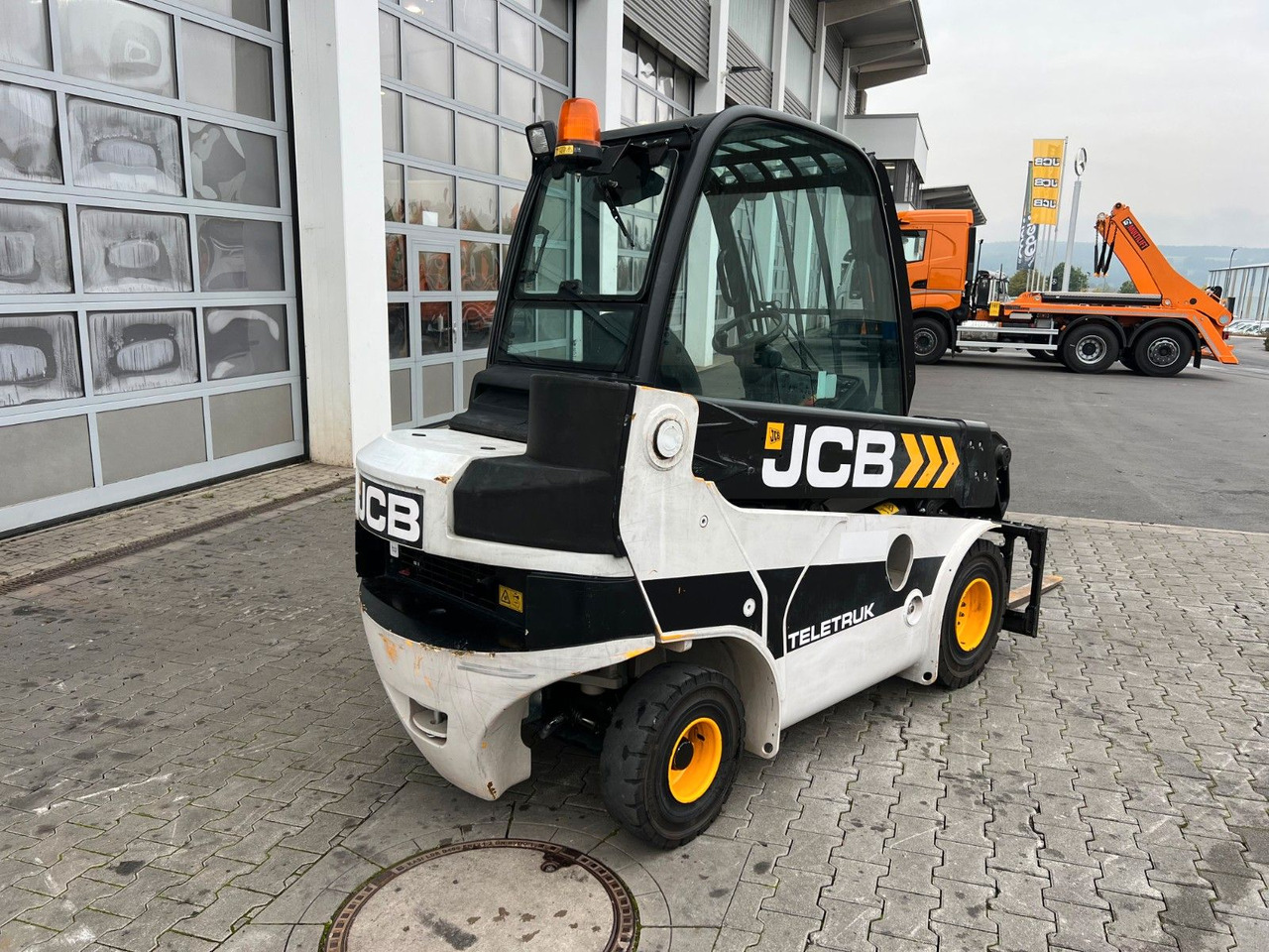 JCB TLT 30D 2WD / nur 1.948h! - Verreiker: afbeelding 4 JCB TLT 30D 2WD / nur 1.948h! - Verreiker: afbeelding 4