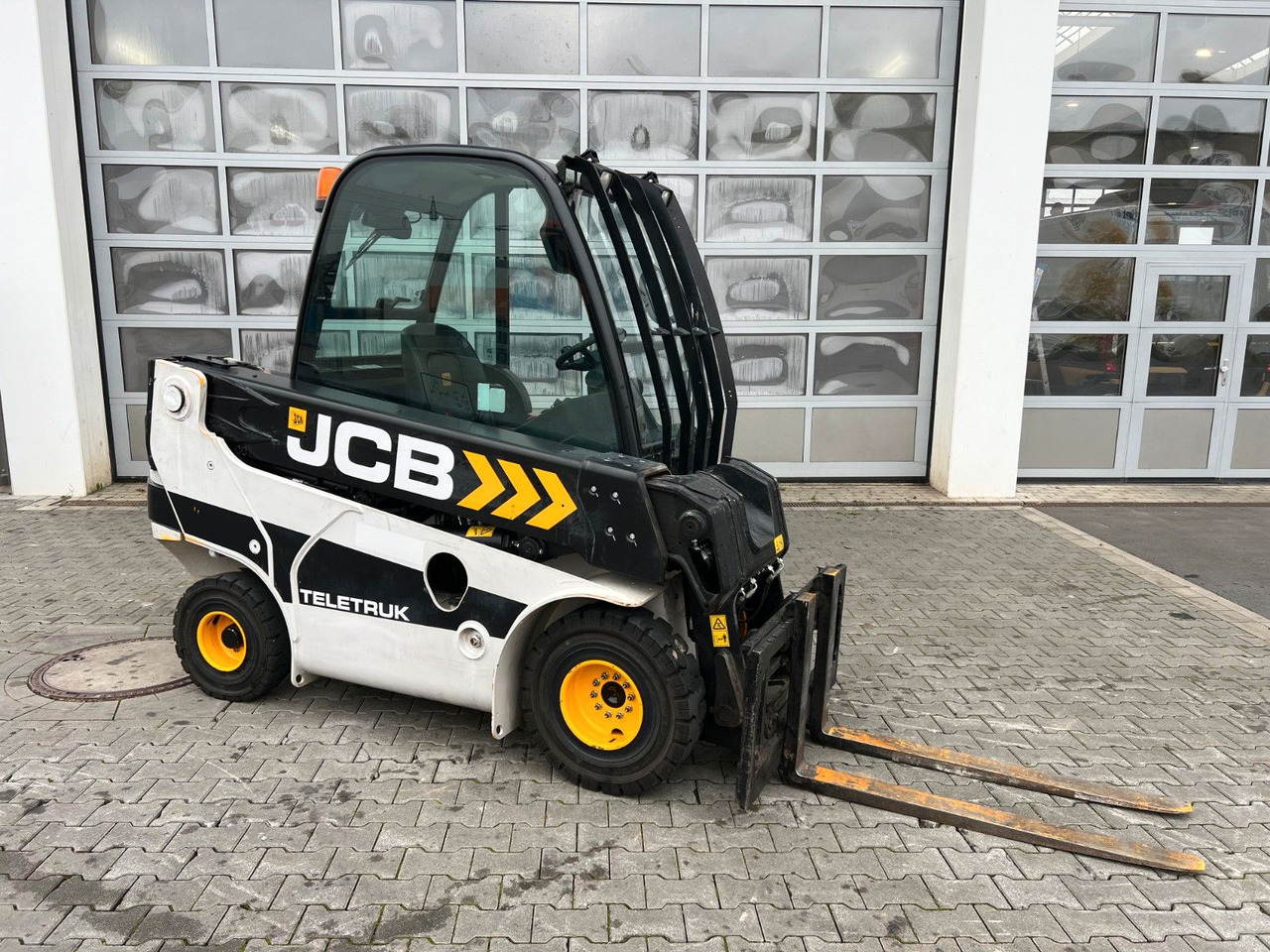 JCB TLT 30D 2WD / nur 1.948h! - Verreiker: afbeelding 2 JCB TLT 30D 2WD / nur 1.948h! - Verreiker: afbeelding 2