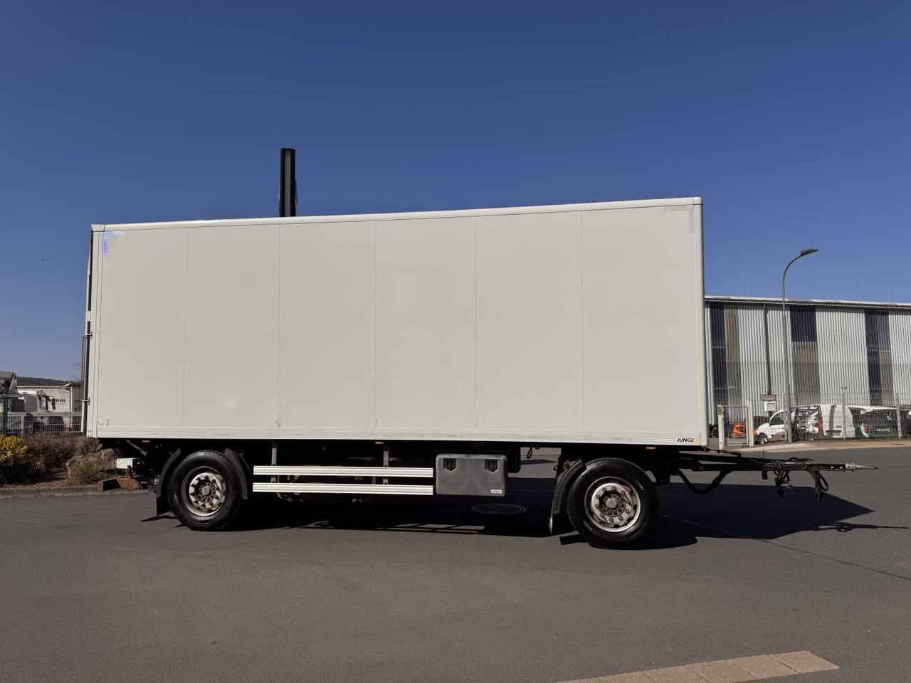 Junge AASK18P037 LBW Bär (2.000kg) - Gesloten aanhangwagen: afbeelding 4 Junge AASK18P037 LBW Bär (2.000kg) - Gesloten aanhangwagen: afbeelding 4