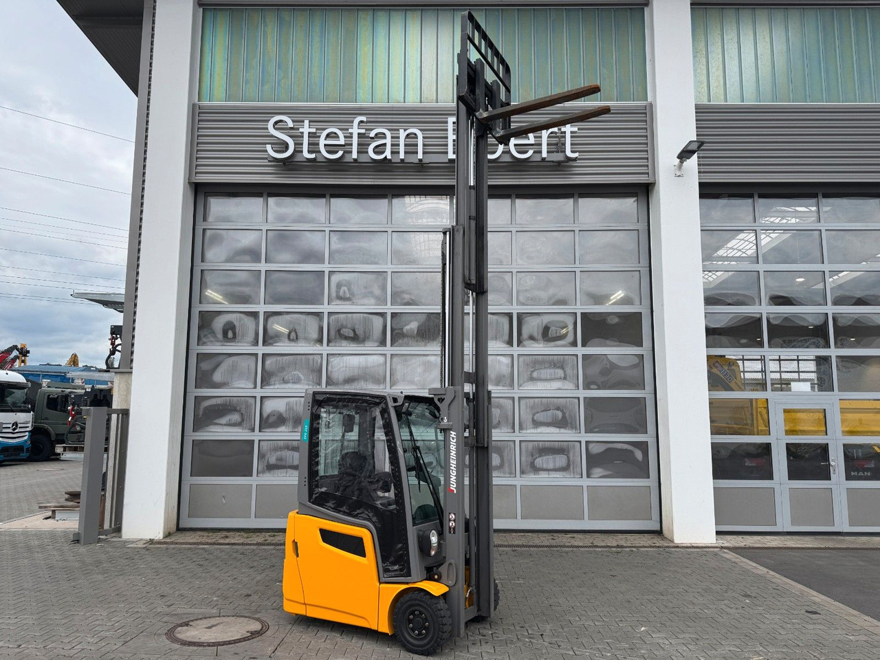 Elektrische heftruck Jungheinrich EFG 215 / Triplex: 4.25m! / SS / 4.168h / 2024: afbeelding 11