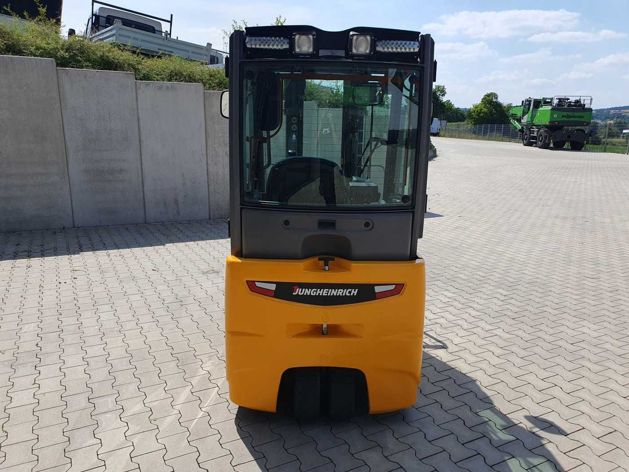 Jungheinrich EFG 215 / Triplex: 4.25m! / SS / 4.297h! - Elektrische heftruck: afbeelding 4 Jungheinrich EFG 215 / Triplex: 4.25m! / SS / 4.297h! - Elektrische heftruck: afbeelding 4