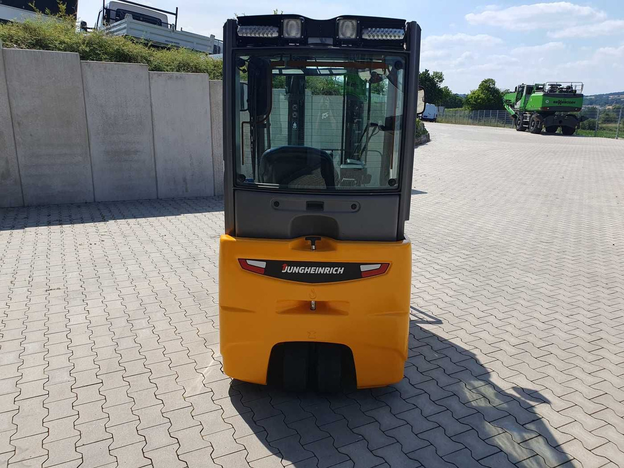 Jungheinrich EFG 215 / Triplex 4.25m / SS / nur 1.680h / 2021 - Elektrische heftruck: afbeelding 4 Jungheinrich EFG 215 / Triplex 4.25m / SS / nur 1.680h / 2021 - Elektrische heftruck: afbeelding 4