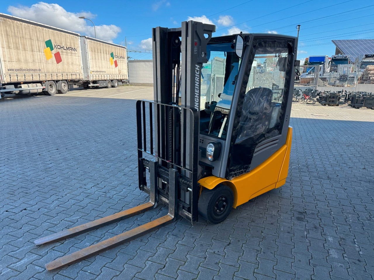 Jungheinrich EFG 215 / Triplex: 4.25m! / SS / nur 2.865h! - Elektrische heftruck: afbeelding 5 Jungheinrich EFG 215 / Triplex: 4.25m! / SS / nur 2.865h! - Elektrische heftruck: afbeelding 5