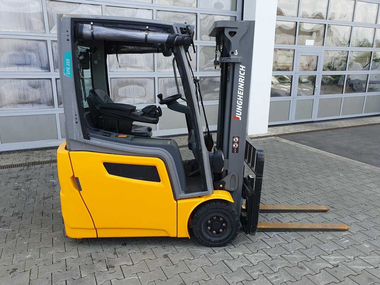 Jungheinrich EFG 215 / Triplex: 4.25m! / nur 3.439h! / 2022 - Elektrische heftruck: afbeelding 3 Jungheinrich EFG 215 / Triplex: 4.25m! / nur 3.439h! / 2022 - Elektrische heftruck: afbeelding 3
