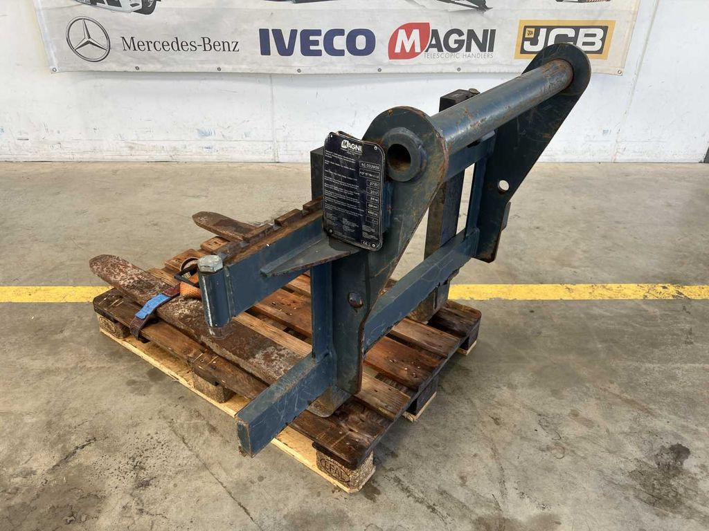 Magni Palettengabel / Manitou / 5.000 kg / 2017 Magni Palettengabel / Manitou / 5.000 kg / 2017 - Vorken: afbeelding 5 Magni Palettengabel / Manitou / 5.000 kg / 2017 Magni Palettengabel / Manitou / 5.000 kg / 2017 - Vorken: afbeelding 5