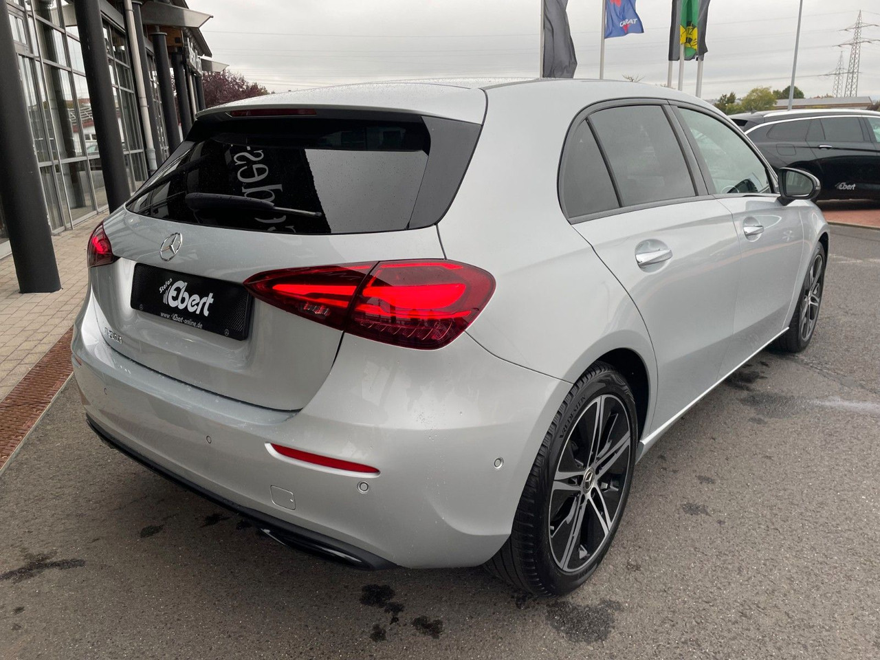 Mercedes-Benz A 200 Progressive Ambiente+R-Kamera+ - Sedan: afbeelding 4 Mercedes-Benz A 200 Progressive Ambiente+R-Kamera+ - Sedan: afbeelding 4