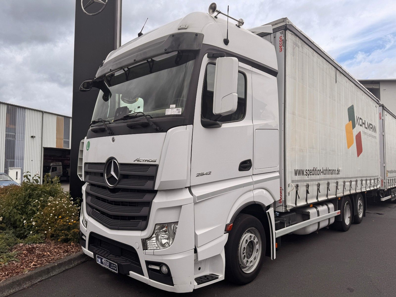 Mercedes-Benz Actros 2542 LnR 6x2 Retarder Standklima - Schuifzeilen vrachtwagen: afbeelding 2 Mercedes-Benz Actros 2542 LnR 6x2 Retarder Standklima - Schuifzeilen vrachtwagen: afbeelding 2