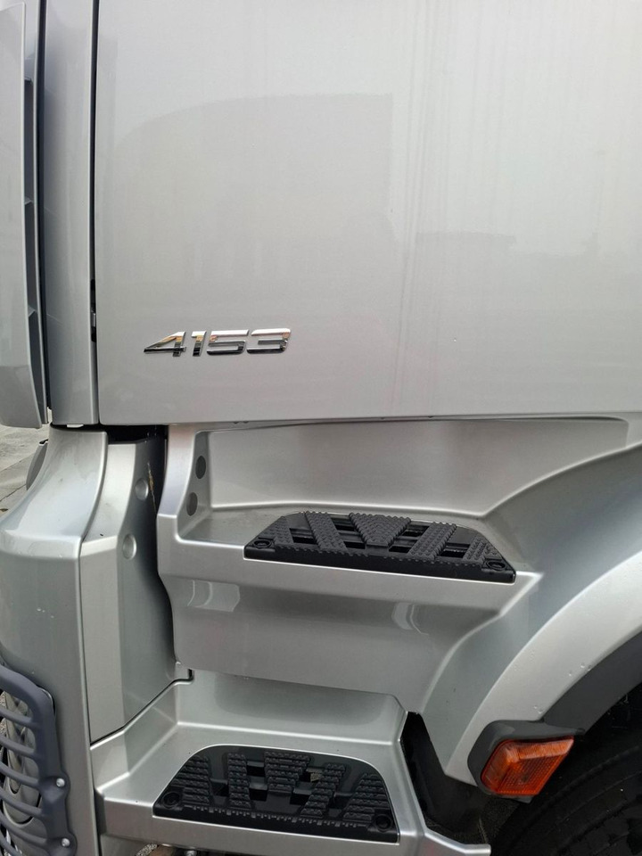 Mercedes-Benz Arocs 4153 8x4 Fahrgestell - Chassis vrachtwagen: afbeelding 4 Mercedes-Benz Arocs 4153 8x4 Fahrgestell - Chassis vrachtwagen: afbeelding 4