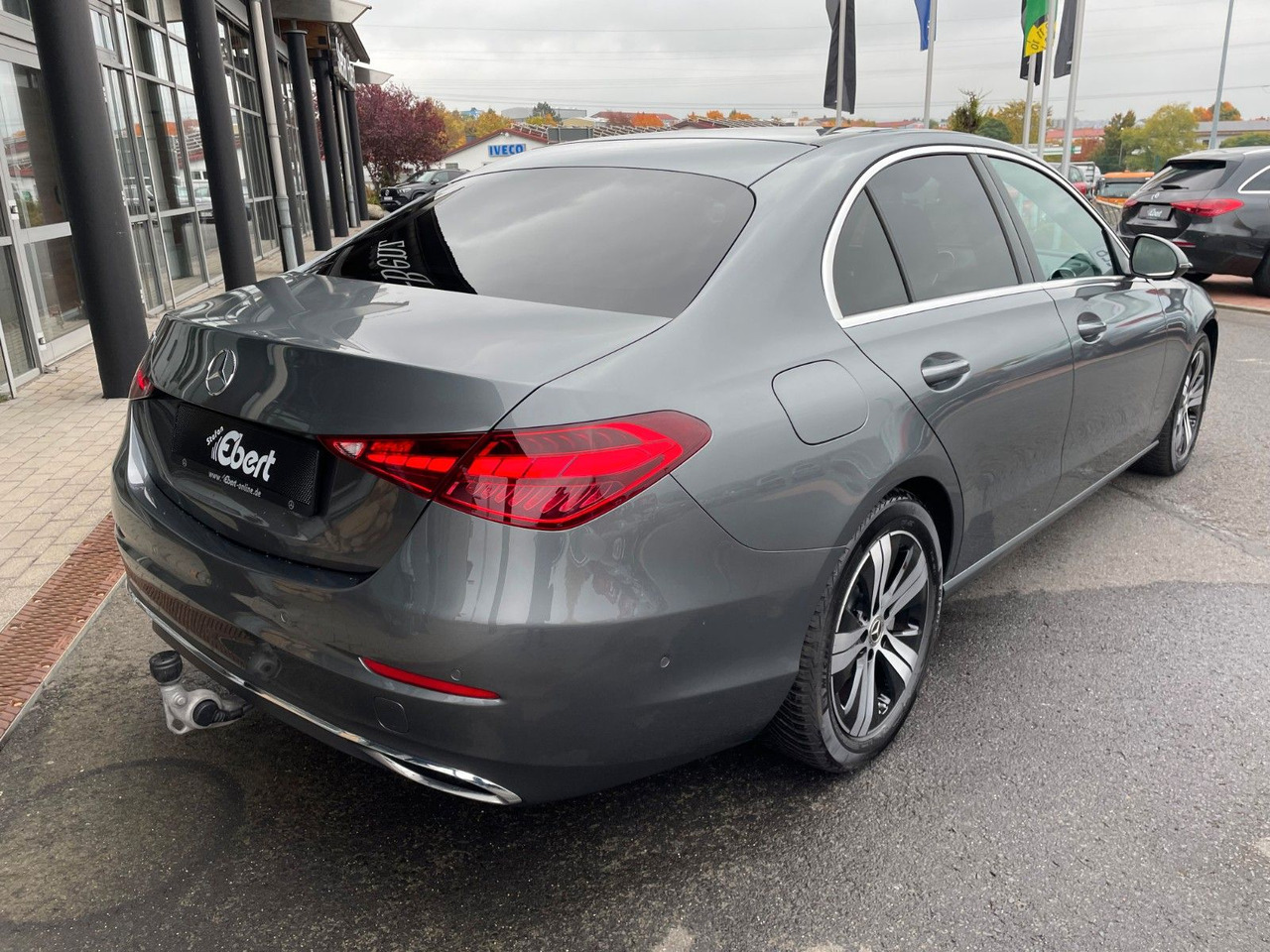 Mercedes-Benz C 180 AVANTGARDE R-Kamera+AHK+TOTW+Ambiente - Sedan: afbeelding 4 Mercedes-Benz C 180 AVANTGARDE R-Kamera+AHK+TOTW+Ambiente - Sedan: afbeelding 4