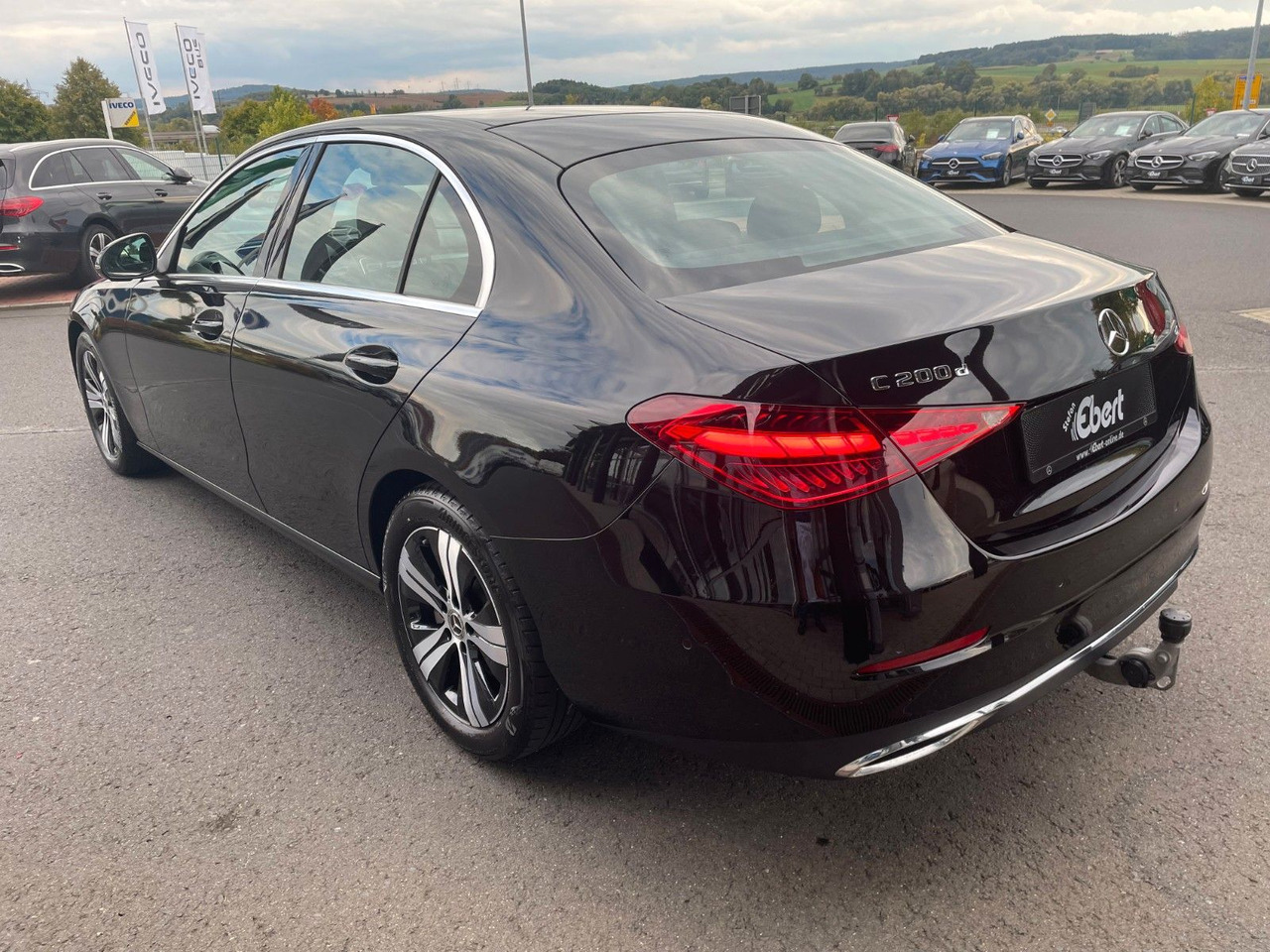 Mercedes-Benz C 200 d AVANTGARDE LED+AHK+R-Kamera+MBUX+ - Sedan: afbeelding 3 Mercedes-Benz C 200 d AVANTGARDE LED+AHK+R-Kamera+MBUX+ - Sedan: afbeelding 3