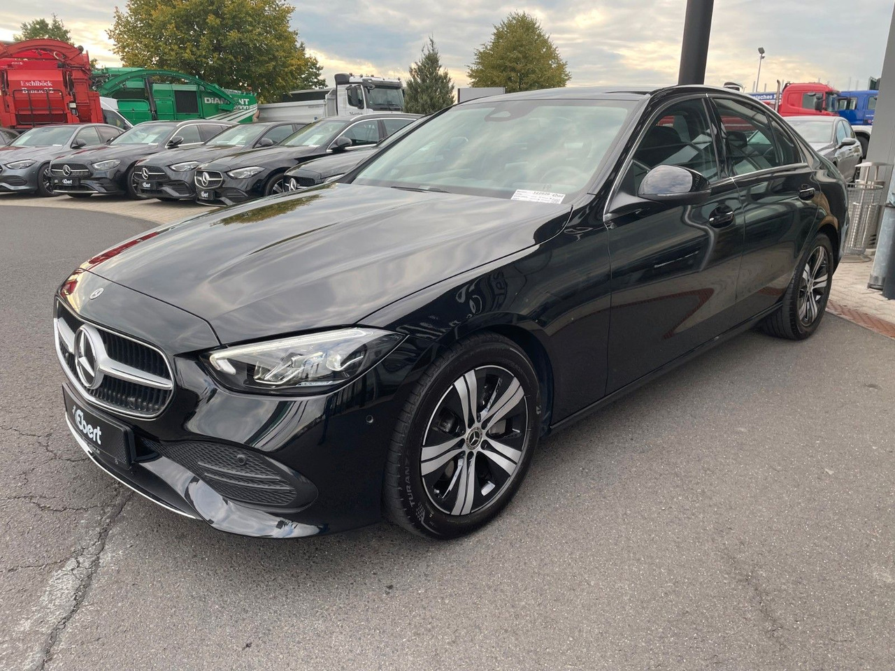 Mercedes-Benz C 200 d AVANTGARDE LED+AHK+R-Kamera+MBUX+ - Sedan: afbeelding 2 Mercedes-Benz C 200 d AVANTGARDE LED+AHK+R-Kamera+MBUX+ - Sedan: afbeelding 2