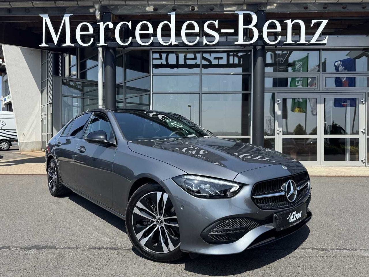 Mercedes-Benz C 300 4M Avantgarde+Pano+Bumester+AHK+RFK+ Night - Sedan: afbeelding 1 Mercedes-Benz C 300 4M Avantgarde+Pano+Bumester+AHK+RFK+ Night - Sedan: afbeelding 1