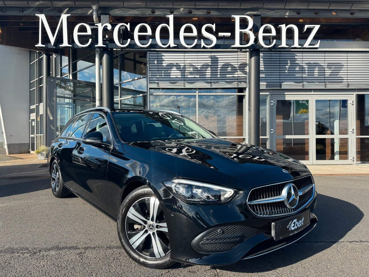 Mercedes-Benz C 300d T Avantgarde+RKamera+TotW+Ambiente - Stationwagen: afbeelding 1 Mercedes-Benz C 300d T Avantgarde+RKamera+TotW+Ambiente - Stationwagen: afbeelding 1