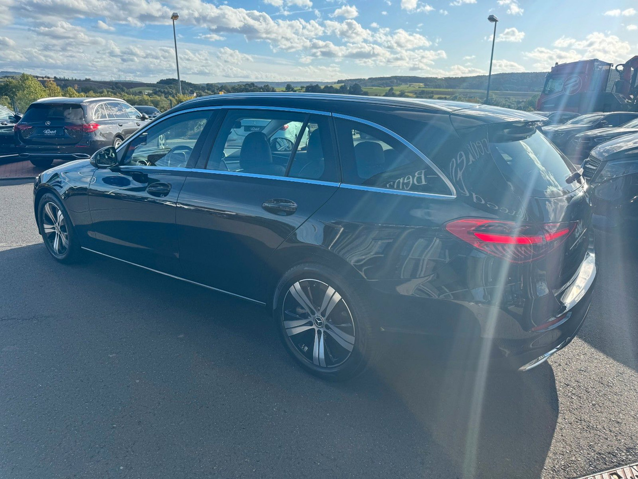 Mercedes-Benz C 300d T Avantgarde+RKamera+TotW+Ambiente - Stationwagen: afbeelding 3 Mercedes-Benz C 300d T Avantgarde+RKamera+TotW+Ambiente - Stationwagen: afbeelding 3