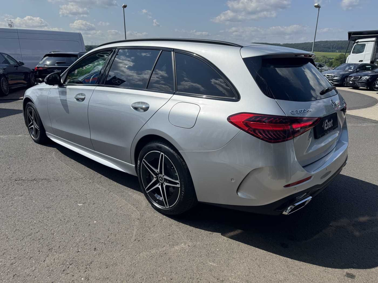 Mercedes-Benz C 300de AMG+Pano+Burm+HUD+360+Digital+VOLL - Personenwagen: afbeelding 3 Mercedes-Benz C 300de AMG+Pano+Burm+HUD+360+Digital+VOLL - Personenwagen: afbeelding 3