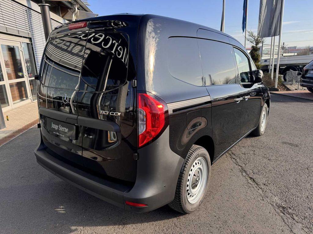 Mercedes-Benz Citan 110 CDI Klima MBUX Kamera 3 Sitze - Kleine bestelwagen: afbeelding 4 Mercedes-Benz Citan 110 CDI Klima MBUX Kamera 3 Sitze - Kleine bestelwagen: afbeelding 4