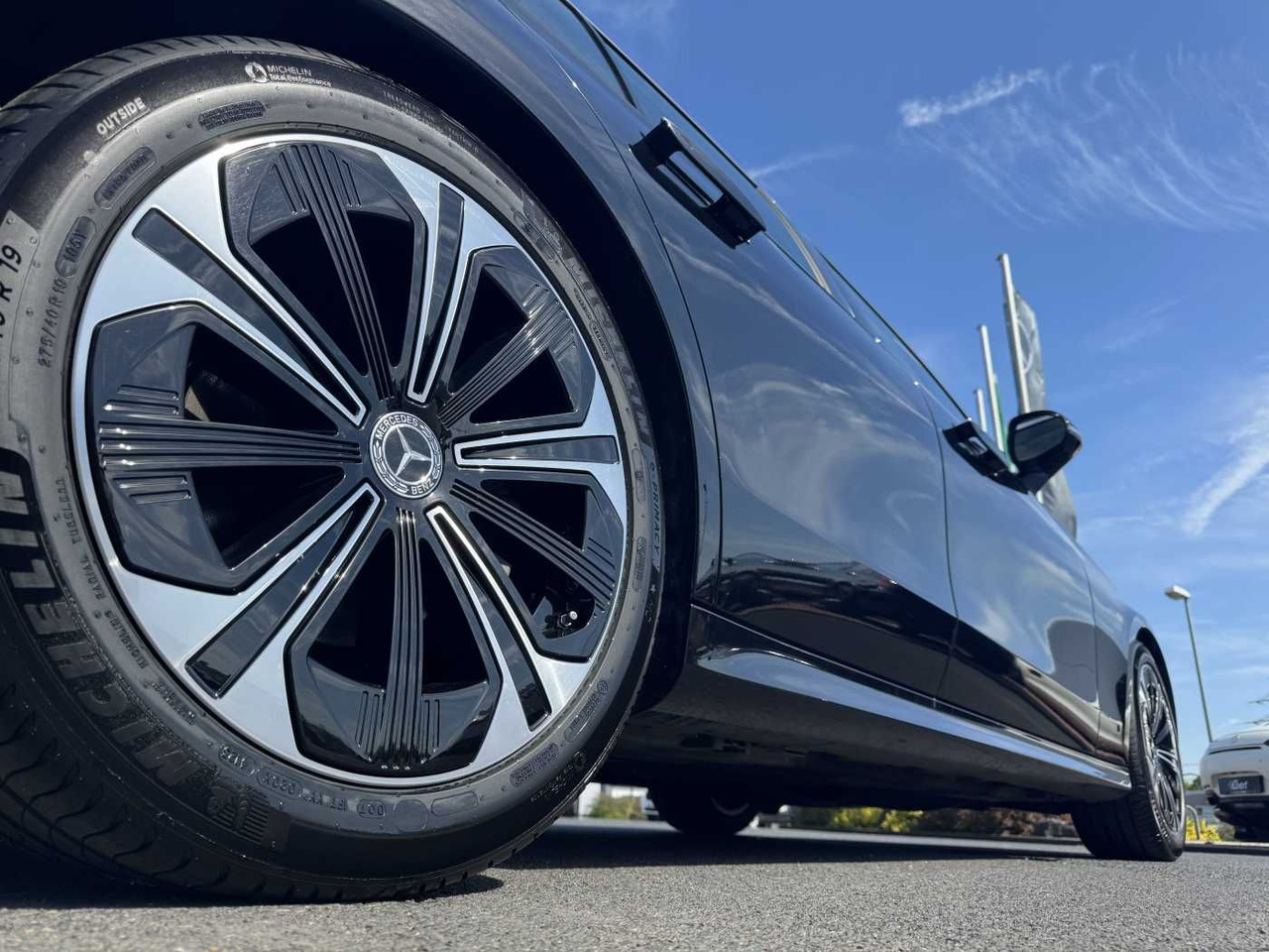Mercedes-Benz E 220d Avantgarde+Pano+AHK+Distr+19Zoll+MBUX - Personenwagen: afbeelding 5 Mercedes-Benz E 220d Avantgarde+Pano+AHK+Distr+19Zoll+MBUX - Personenwagen: afbeelding 5