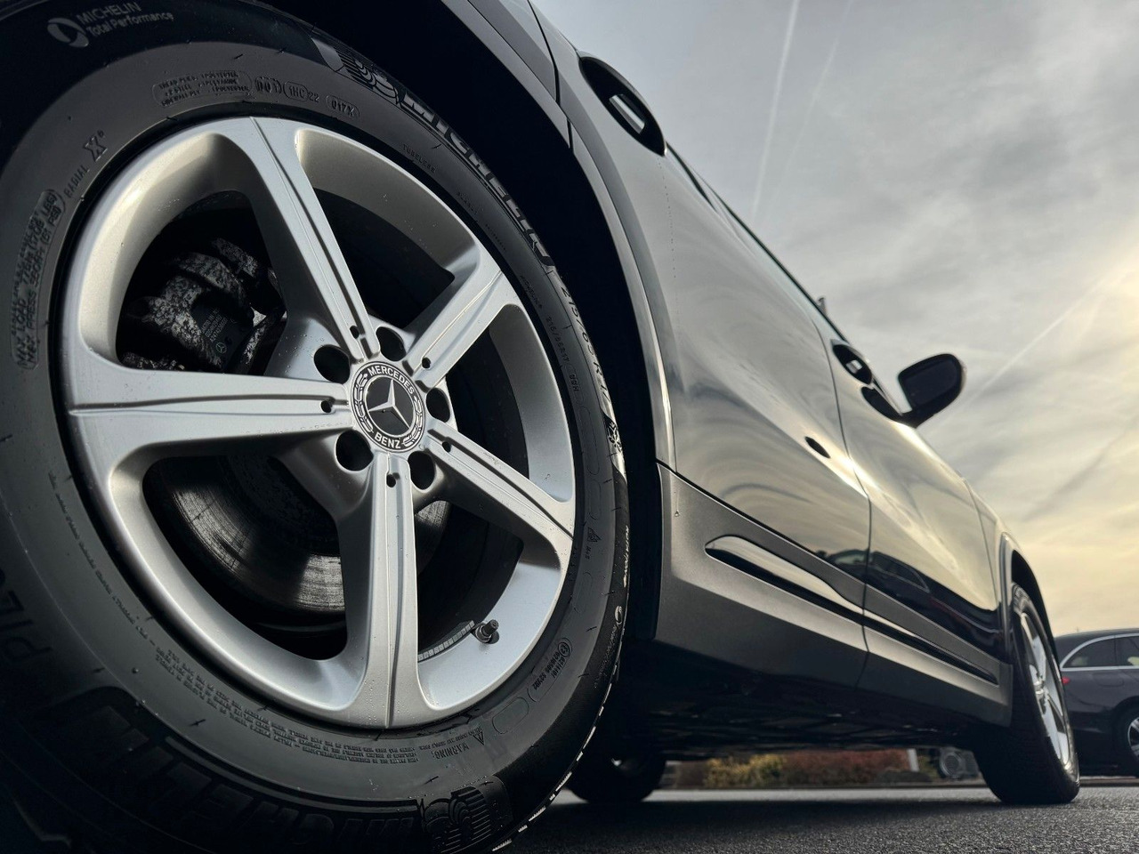 Mercedes-Benz GLA 200 AMG+Pano+Distr+Ambiente+Multibeam+ - SUV: afbeelding 5 Mercedes-Benz GLA 200 AMG+Pano+Distr+Ambiente+Multibeam+ - SUV: afbeelding 5