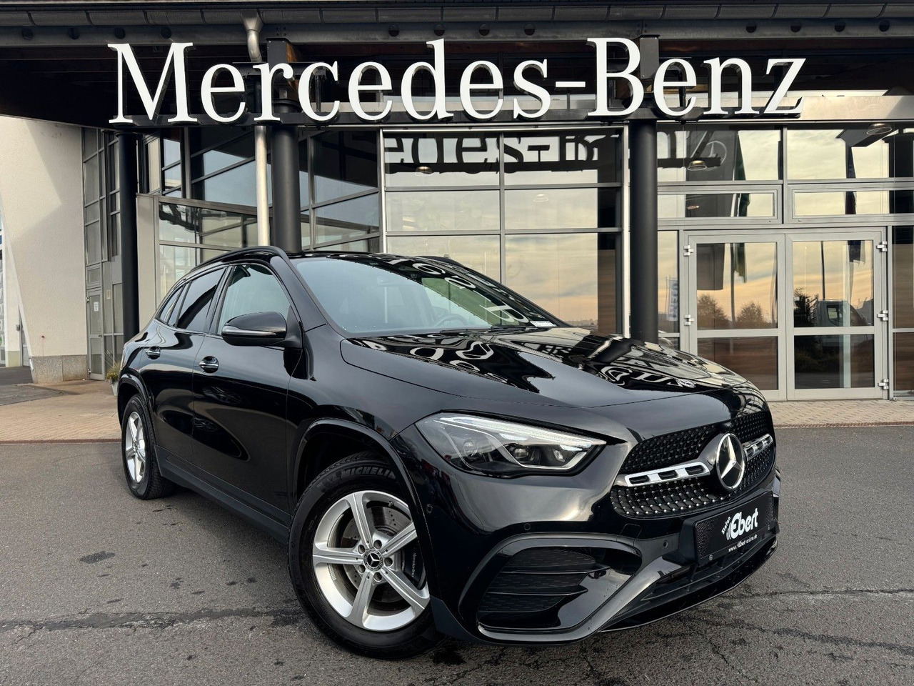 Mercedes-Benz GLA 200 AMG+Pano+Distr+Ambiente+Multibeam+ - SUV: afbeelding 1 Mercedes-Benz GLA 200 AMG+Pano+Distr+Ambiente+Multibeam+ - SUV: afbeelding 1