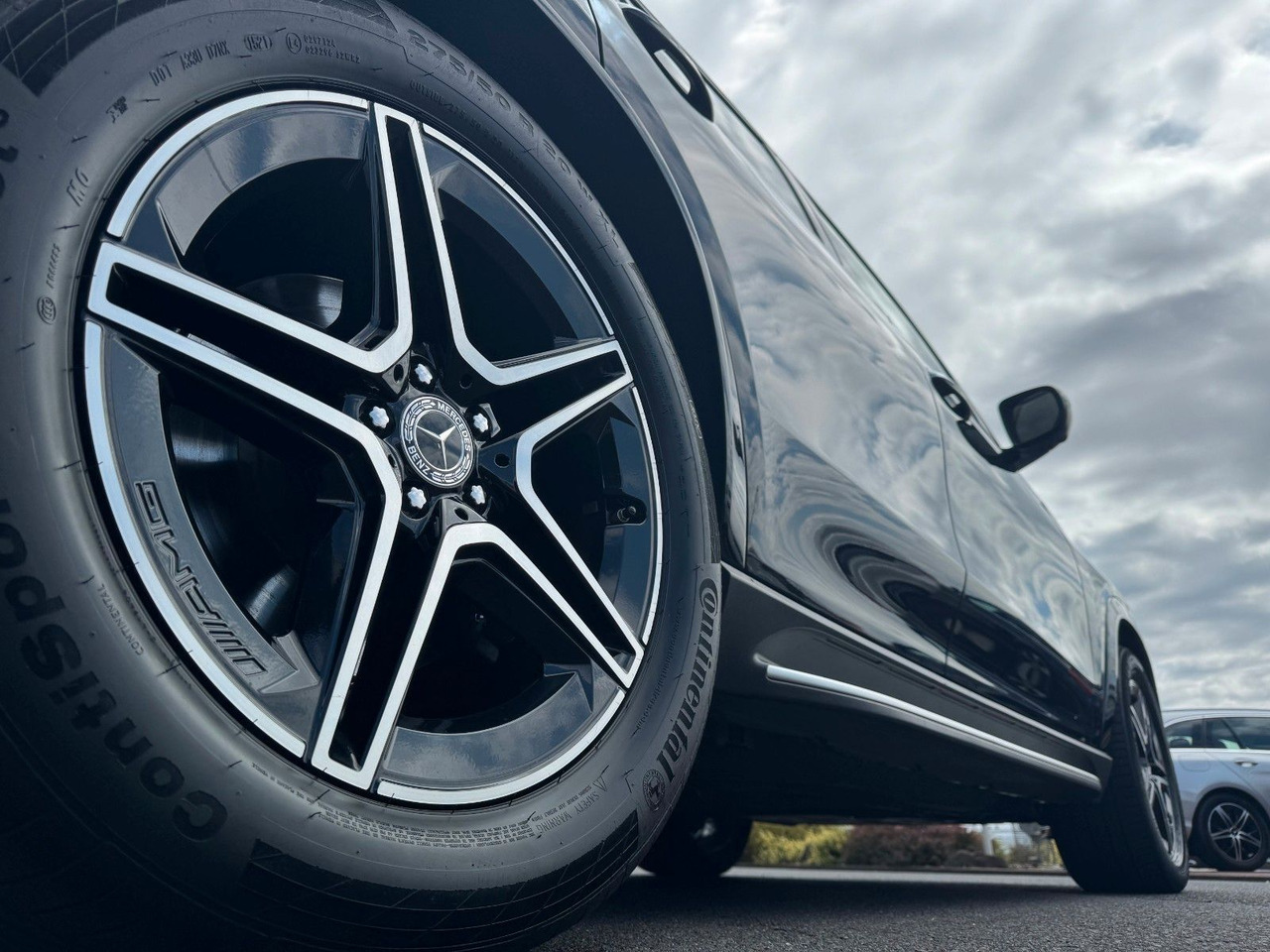 Mercedes-Benz GLE 350de 4M AMG+Pano+AHK+Burm+Distr++HUD+360+ - SUV: afbeelding 5 Mercedes-Benz GLE 350de 4M AMG+Pano+AHK+Burm+Distr++HUD+360+ - SUV: afbeelding 5