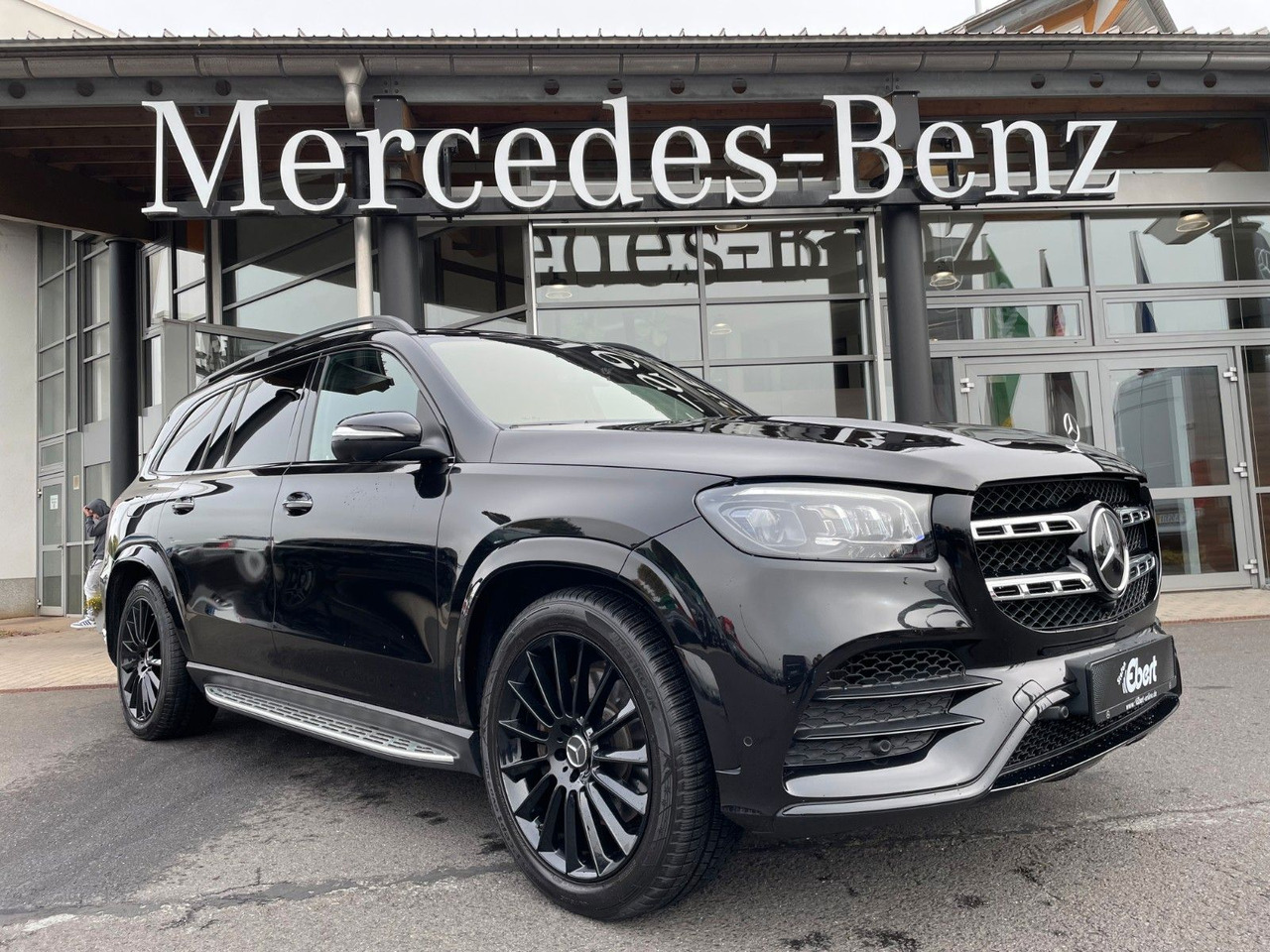 Mercedes-Benz GLS 580 4M AMG Pano+AHK+Burm+7Sitz+HUD+Fond+VOLL - SUV: afbeelding 1 Mercedes-Benz GLS 580 4M AMG Pano+AHK+Burm+7Sitz+HUD+Fond+VOLL - SUV: afbeelding 1
