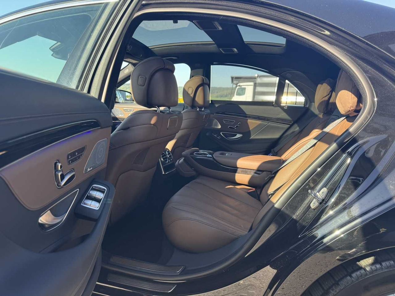 Mercedes-Benz S 400d 4M AMG+Pano+Burm+Distr+Massage+ HUD - Personenwagen: afbeelding 2 Mercedes-Benz S 400d 4M AMG+Pano+Burm+Distr+Massage+ HUD - Personenwagen: afbeelding 2