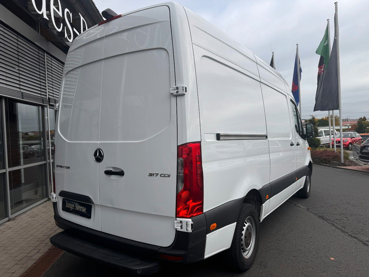 Mercedes-Benz Sprinter 317 CDI 3665 Klima 360 Schwing SHZ - Gesloten bestelwagen: afbeelding 4 Mercedes-Benz Sprinter 317 CDI 3665 Klima 360 Schwing SHZ - Gesloten bestelwagen: afbeelding 4