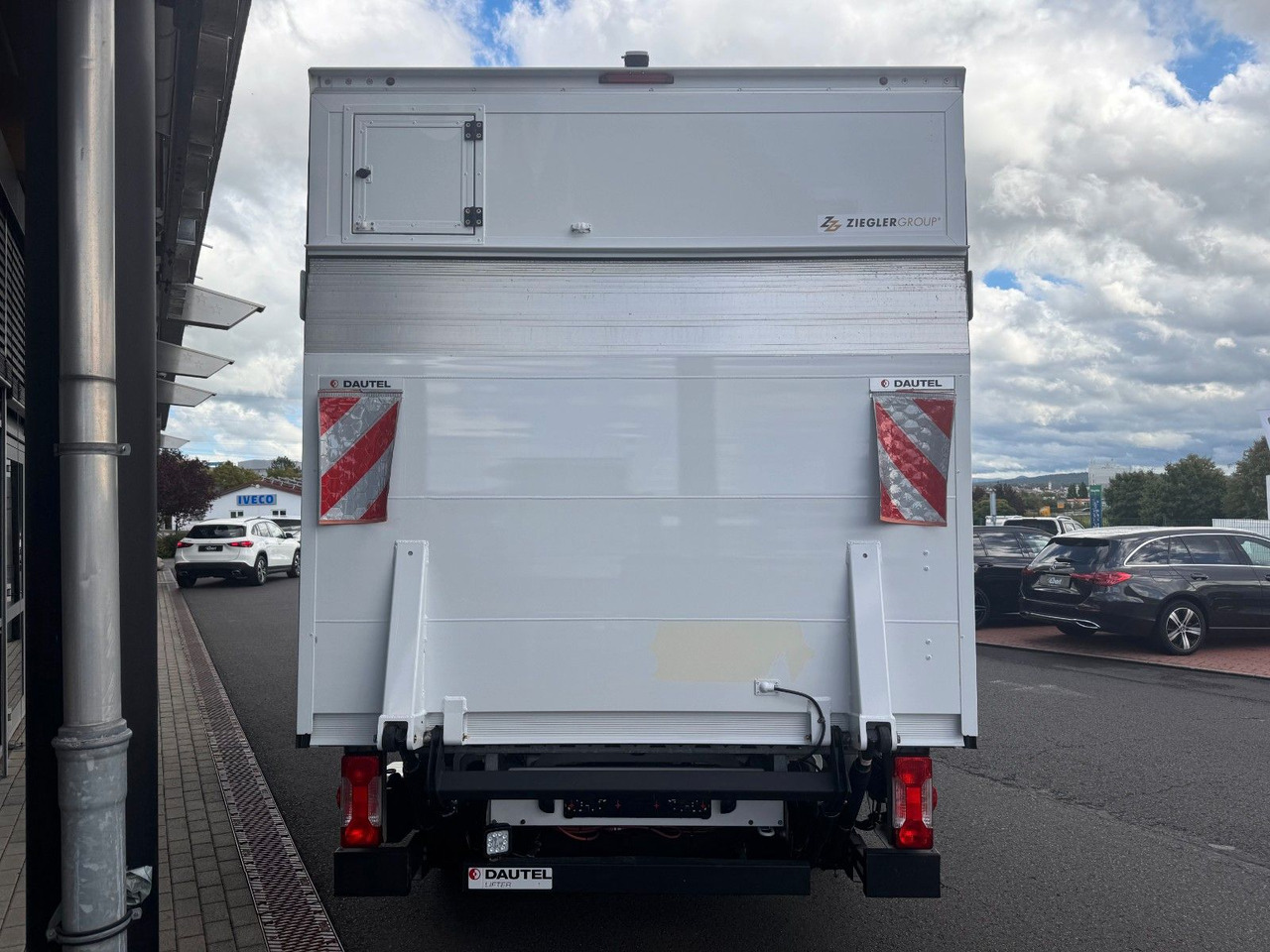 Mercedes-Benz Sprinter 317 CDI 4325 Koffer LBW Klima Kamera - Bestelwagen gesloten laadbak: afbeelding 5 Mercedes-Benz Sprinter 317 CDI 4325 Koffer LBW Klima Kamera - Bestelwagen gesloten laadbak: afbeelding 5