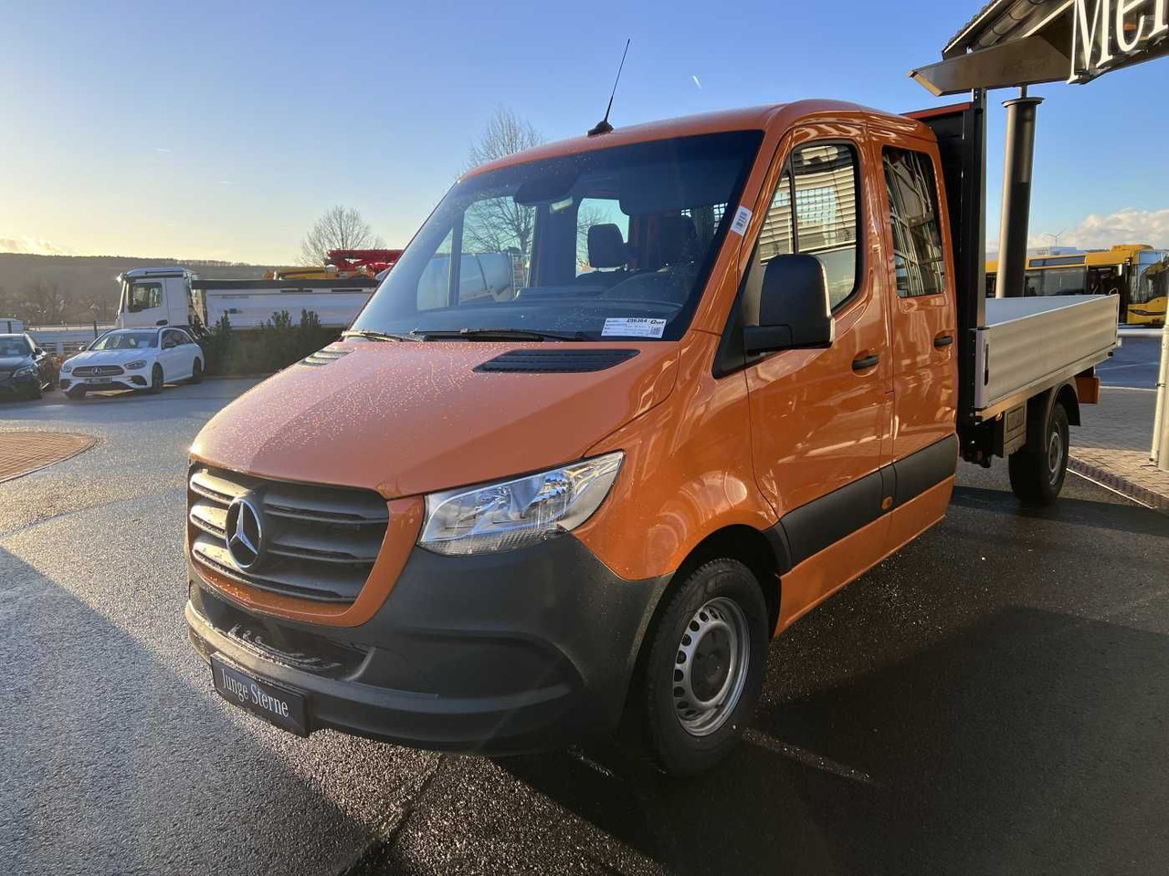 Mercedes-Benz Sprinter 317 CDI DoKa 4325 Klima MBUX Stdheiz - Bestelwagen met open laadbak, Bestelwagen met dubbele cabine: afbeelding 3 Mercedes-Benz Sprinter 317 CDI DoKa 4325 Klima MBUX Stdheiz - Bestelwagen met open laadbak, Bestelwagen met dubbele cabine: afbeelding 3