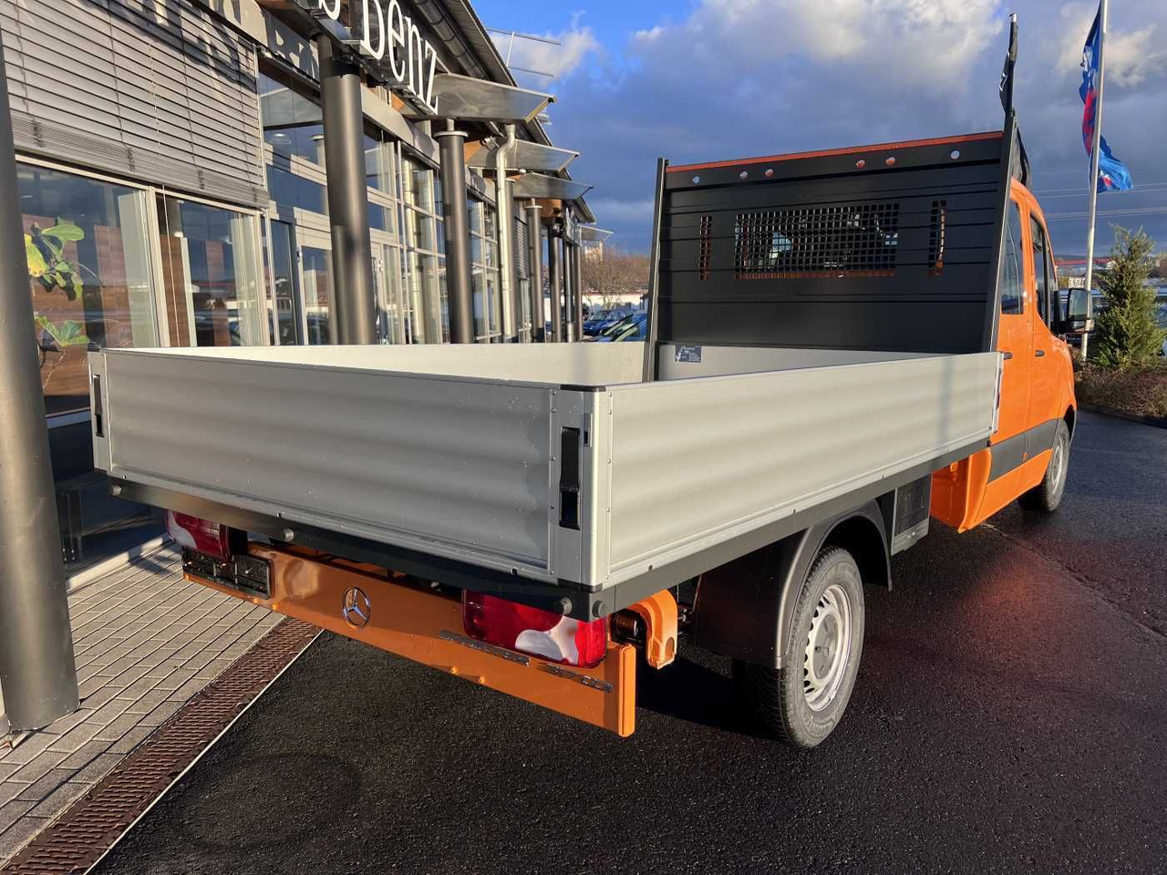 Mercedes-Benz Sprinter 317 CDI DoKa 4325 Klima MBUX Stdheiz - Huifzeil bedrijfswagen, Bestelwagen met dubbele cabine: afbeelding 4 Mercedes-Benz Sprinter 317 CDI DoKa 4325 Klima MBUX Stdheiz - Huifzeil bedrijfswagen, Bestelwagen met dubbele cabine: afbeelding 4