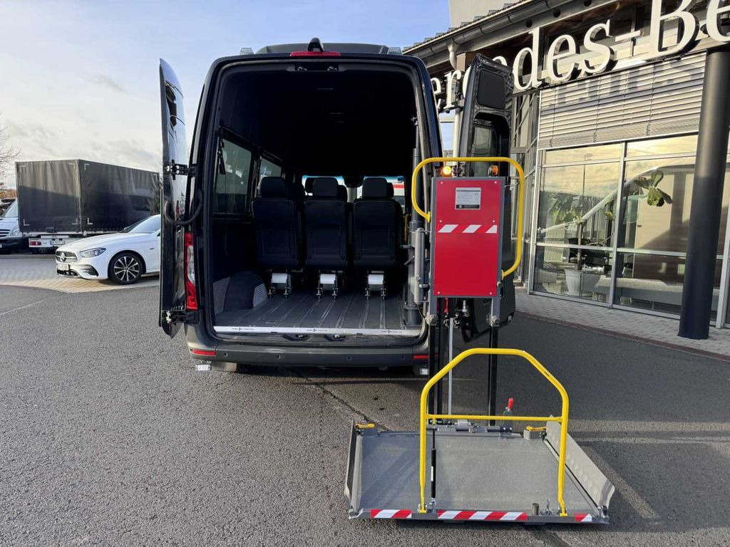 Mercedes-Benz Sprinter 317 CDI Rollstuhl-/Behinderten-Lift AMF Mercedes-Benz Sprinter 317 CDI Rollstuhl-/Behinderten-Lift AMF - Ambulance: afbeelding 2 Mercedes-Benz Sprinter 317 CDI Rollstuhl-/Behinderten-Lift AMF Mercedes-Benz Sprinter 317 CDI Rollstuhl-/Behinderten-Lift AMF - Ambulance: afbeelding 2