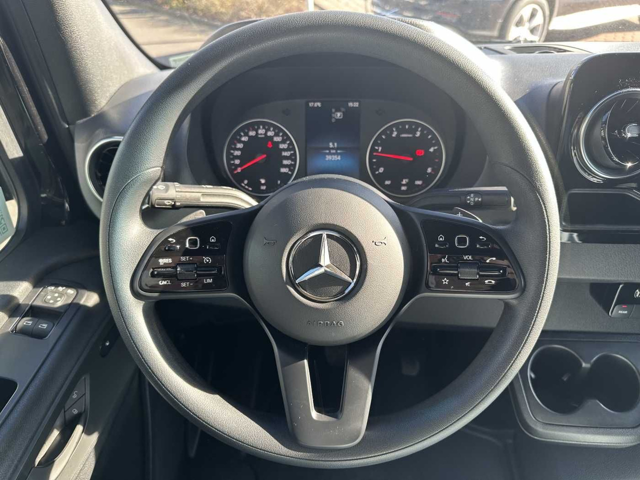 Nieuw Bestelwagen met dubbele cabine Mercedes-Benz Sprinter 317 CDI Tourer Dachklima AHK 360 MBUX: afbeelding 13 Nieuw Bestelwagen met dubbele cabine Mercedes-Benz Sprinter 317 CDI Tourer Dachklima AHK 360 MBUX: afbeelding 13