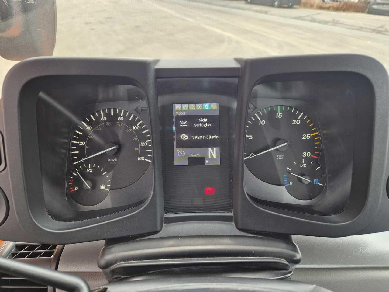 Nieuw Kipper vrachtwagen Mercedes-Benz Unimog U423 4x4 Hydrostat Zapfwelle: afbeelding 15 Nieuw Kipper vrachtwagen Mercedes-Benz Unimog U423 4x4 Hydrostat Zapfwelle: afbeelding 15