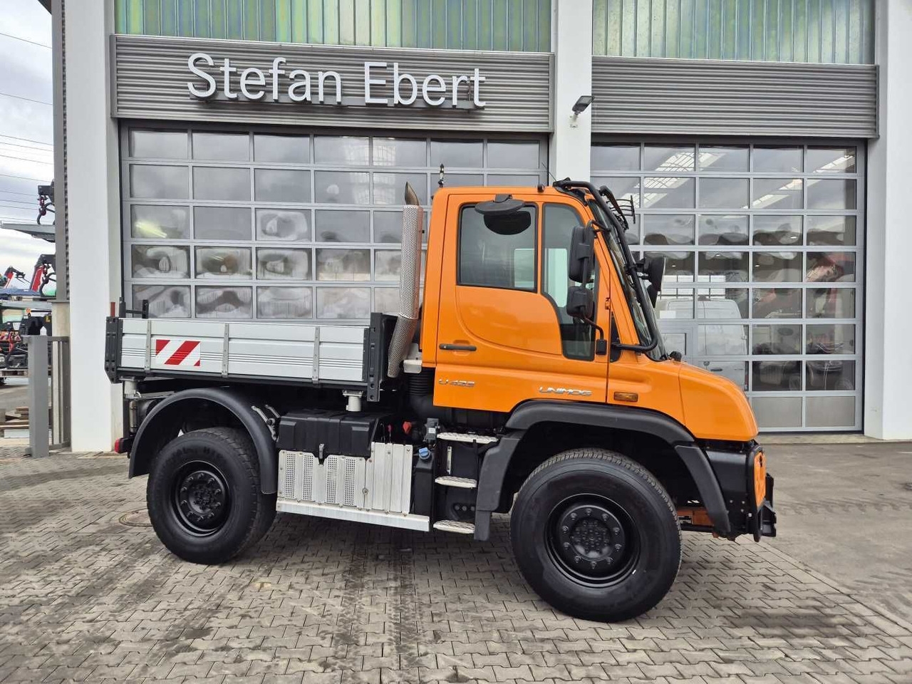 Nieuw Kipper vrachtwagen Mercedes-Benz Unimog U423 4x4 Hydrostat Zapfwelle: afbeelding 7 Nieuw Kipper vrachtwagen Mercedes-Benz Unimog U423 4x4 Hydrostat Zapfwelle: afbeelding 7