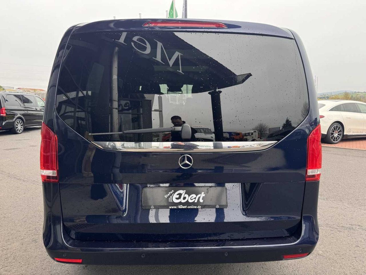 Mercedes-Benz V 250 d AVA ED 4MATIC Panorama Tisch 360 Sound - Personenwagen: afbeelding 5 Mercedes-Benz V 250 d AVA ED 4MATIC Panorama Tisch 360 Sound - Personenwagen: afbeelding 5