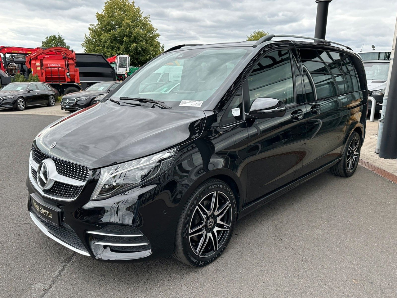 Mercedes-Benz V 250 d EDITION AMG Kompakt ILS elektr Türen - Stationwagen: afbeelding 3 Mercedes-Benz V 250 d EDITION AMG Kompakt ILS elektr Türen - Stationwagen: afbeelding 3