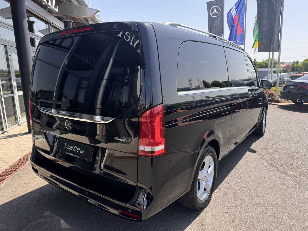 Mercedes-Benz V 300 d 4MATIC AVA 3430 AHK2,5 DISTRONIC 360 - Personenwagen: afbeelding 4 Mercedes-Benz V 300 d 4MATIC AVA 3430 AHK2,5 DISTRONIC 360 - Personenwagen: afbeelding 4