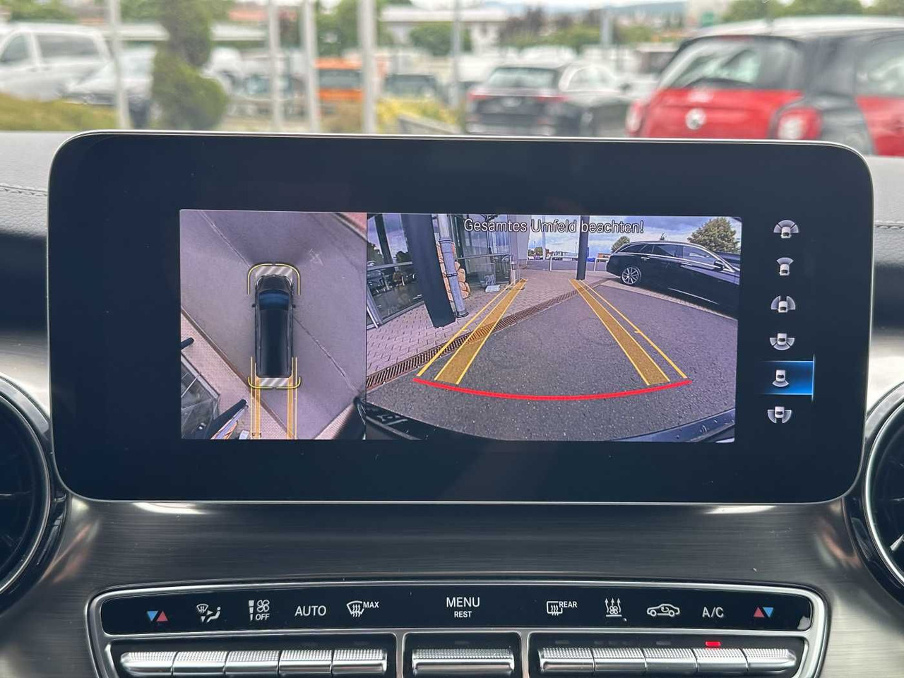 Personenvervoer Mercedes-Benz V 300 d 4MATIC EXCLUSIVE AMG Panorama DISTRONIC: afbeelding 15 Personenvervoer Mercedes-Benz V 300 d 4MATIC EXCLUSIVE AMG Panorama DISTRONIC: afbeelding 15