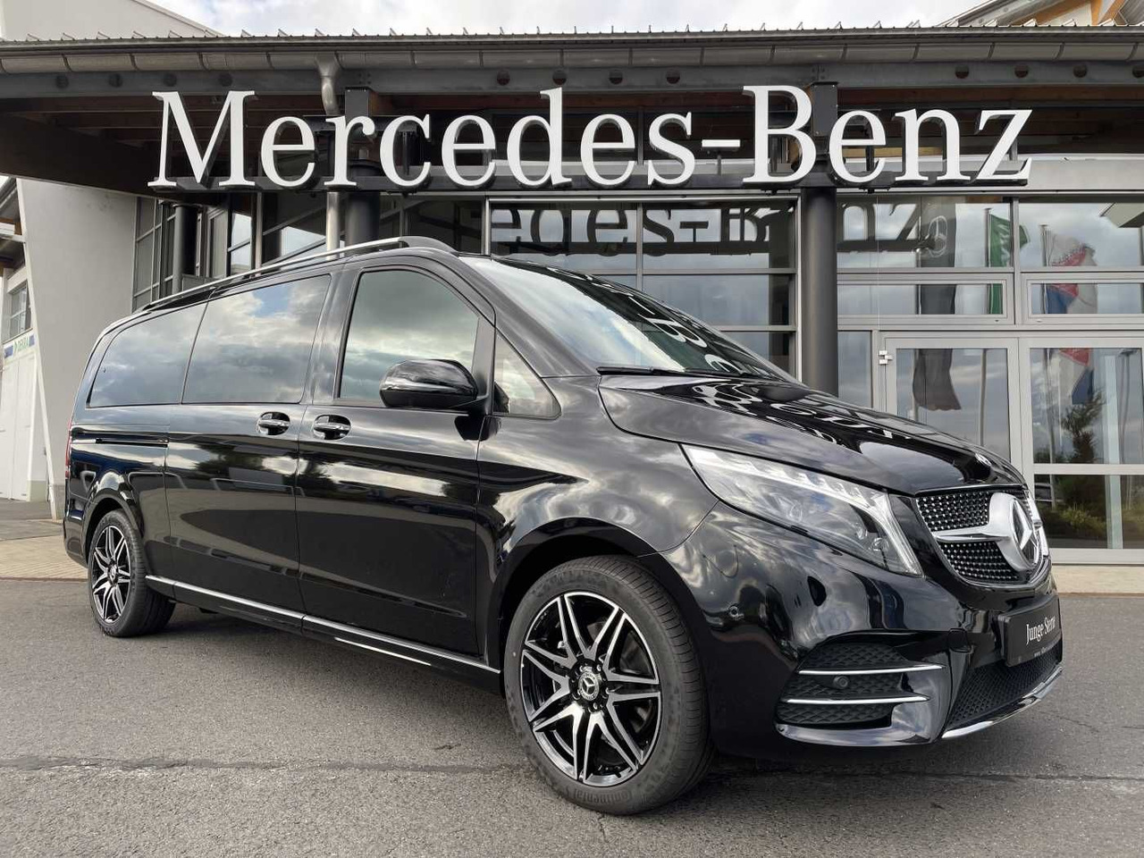 Mercedes-Benz V 300 d AVA 4MATIC AMG Kühlschrank AIRMATIC - Personenwagen: afbeelding 1 Mercedes-Benz V 300 d AVA 4MATIC AMG Kühlschrank AIRMATIC - Personenwagen: afbeelding 1