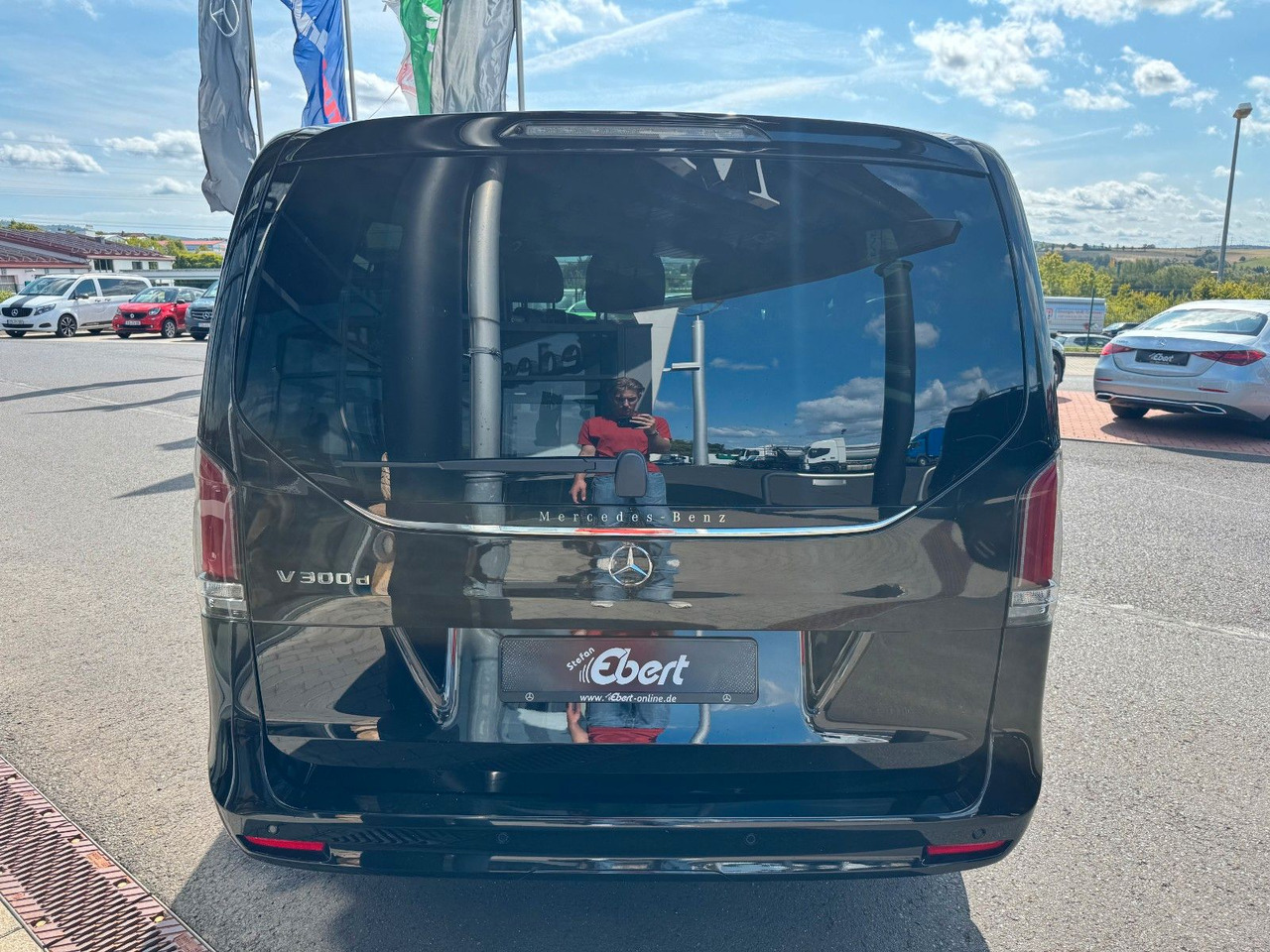 Mercedes-Benz V 300 d AVANTGARDE Extralang 360Kamera Standheiz - Stationwagen: afbeelding 4 Mercedes-Benz V 300 d AVANTGARDE Extralang 360Kamera Standheiz - Stationwagen: afbeelding 4