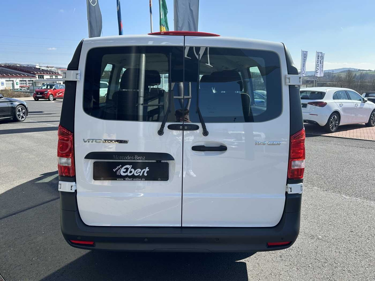 Mercedes-Benz Vito 114 CDI Tourer 8Sitze Klima Audio40 Kamera - Personenwagen: afbeelding 5 Mercedes-Benz Vito 114 CDI Tourer 8Sitze Klima Audio40 Kamera - Personenwagen: afbeelding 5