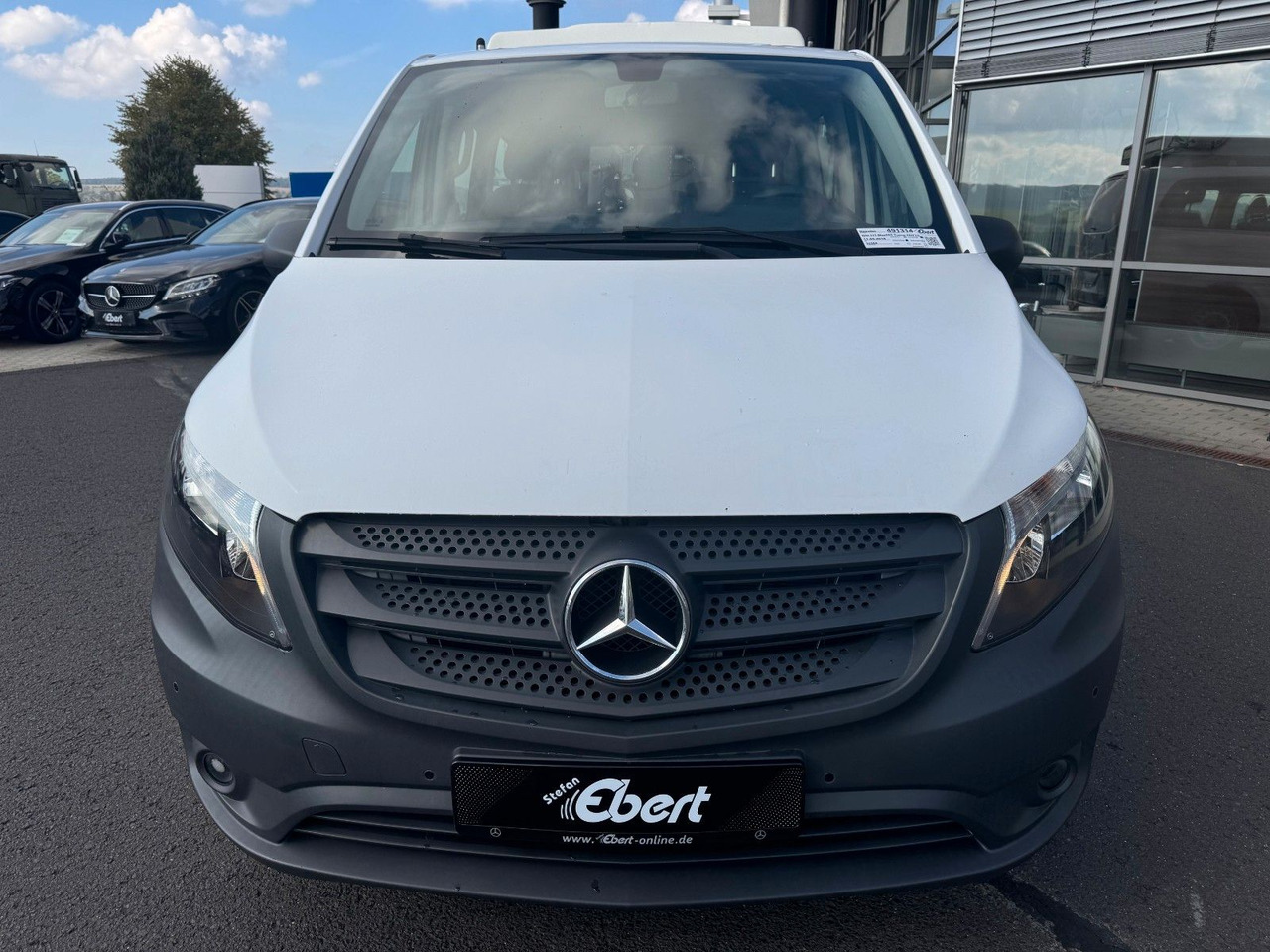 Mercedes-Benz Vito 114 CDI Tourer Begleitfahrzeug BF3+ / WVZ - Personenvervoer: afbeelding 2 Mercedes-Benz Vito 114 CDI Tourer Begleitfahrzeug BF3+ / WVZ - Personenvervoer: afbeelding 2