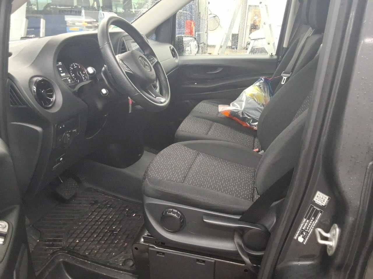 Mercedes-Benz Vito 116 CDI Tourer 2xKlima AHK Kamera Audio40 - Personenwagen: afbeelding 5 Mercedes-Benz Vito 116 CDI Tourer 2xKlima AHK Kamera Audio40 - Personenwagen: afbeelding 5