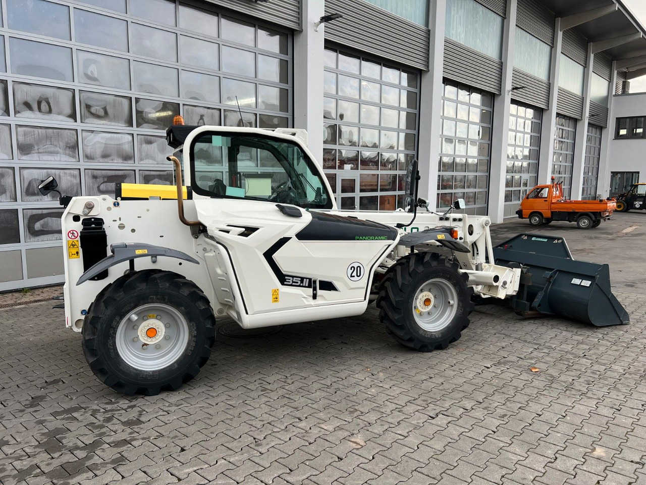 Merlo P35.11 / nur 148h! / Pratzenabstützung - Wiellader: afbeelding 3 Merlo P35.11 / nur 148h! / Pratzenabstützung - Wiellader: afbeelding 3