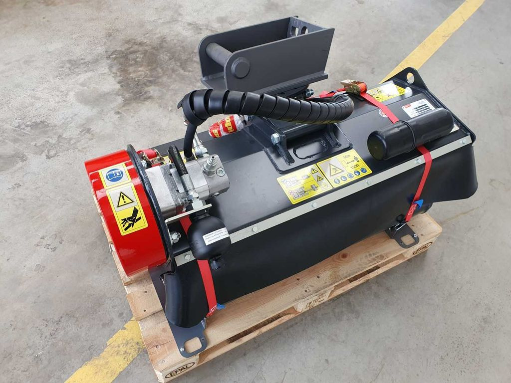 Seppi M. H3 085 / Schlegelmulcher 2-5to lagernd! Seppi M. H3 085 / Schlegelmulcher 2-5to lagernd! - Bosfrees: afbeelding 4 Seppi M. H3 085 / Schlegelmulcher 2-5to lagernd! Seppi M. H3 085 / Schlegelmulcher 2-5to lagernd! - Bosfrees: afbeelding 4