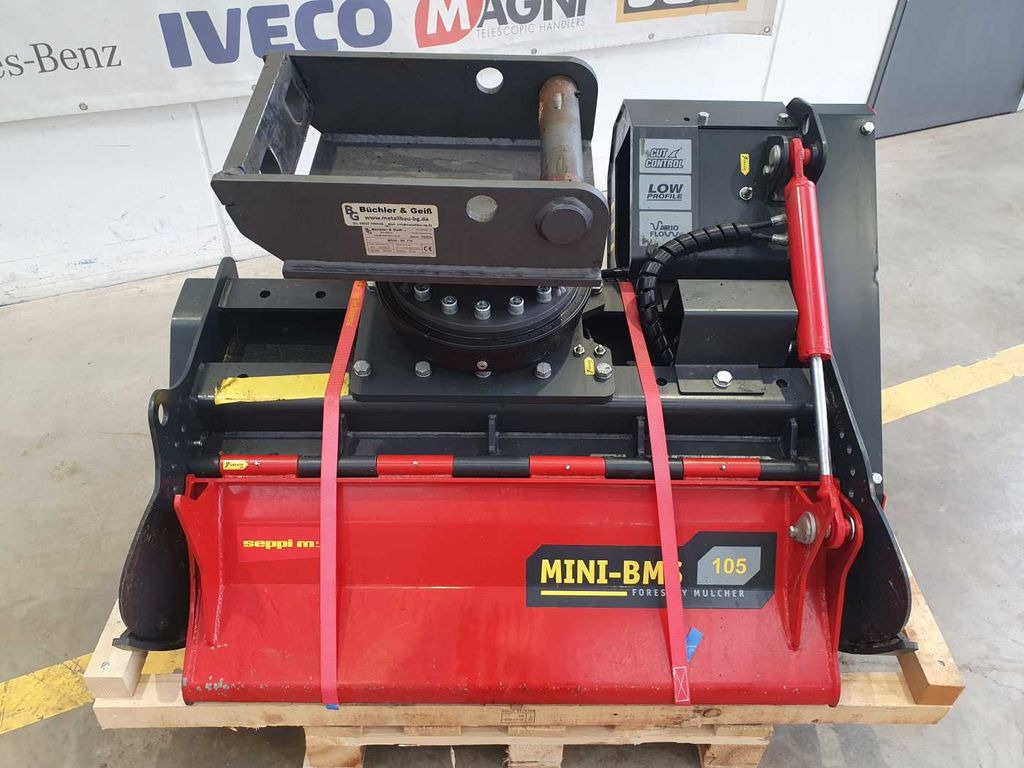 Seppi M. MINI-BMS 105 Mulcher / DEMO / Drehmotor Seppi M. MINI-BMS 105 Mulcher / DEMO / Drehmotor - Bosfrees: afbeelding 3 Seppi M. MINI-BMS 105 Mulcher / DEMO / Drehmotor Seppi M. MINI-BMS 105 Mulcher / DEMO / Drehmotor - Bosfrees: afbeelding 3